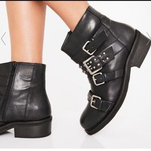 volatile combat boots